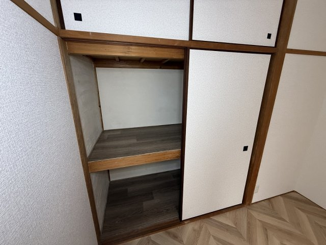 大東戸建ての収納