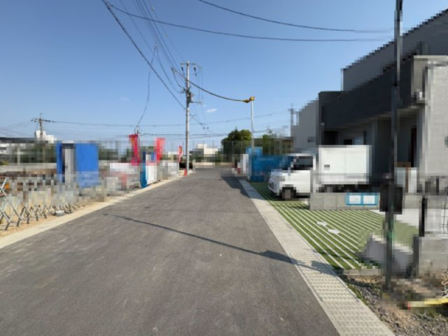 長岡京市長法寺力池の前面道路含む現地写真|北側幅員：公道約6.0ｍ