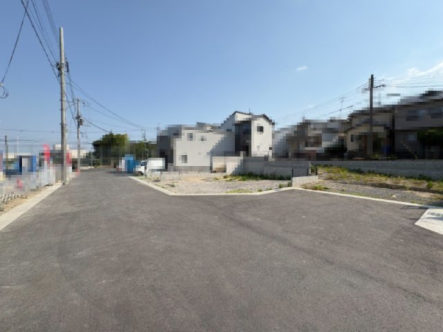 長岡京市長法寺力池の前面道路含む現地写真|東側公道：幅員約6.0ｍ