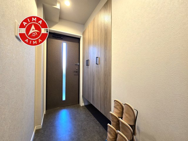 コアマンション和白丘ネクステージA棟の玄関|きれいに整えられた外玄関で、住まいの第一印象も良好です。