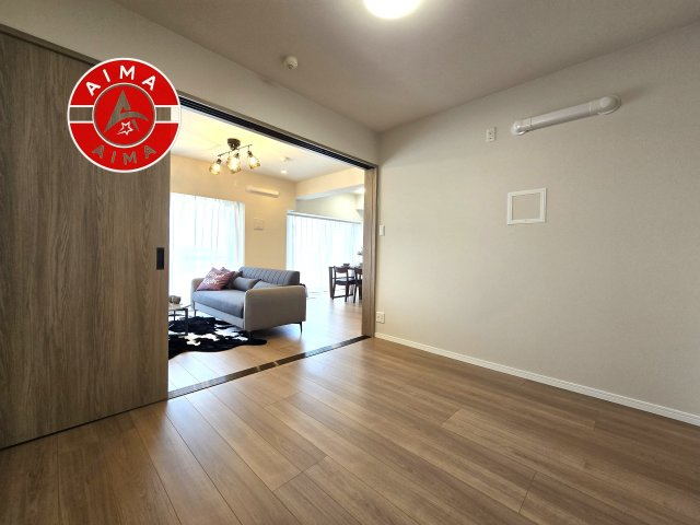 コアマンション和白丘ネクステージA棟の子供部屋|穏やかな光が差し込む室内には、穏やかな時間が流れます。