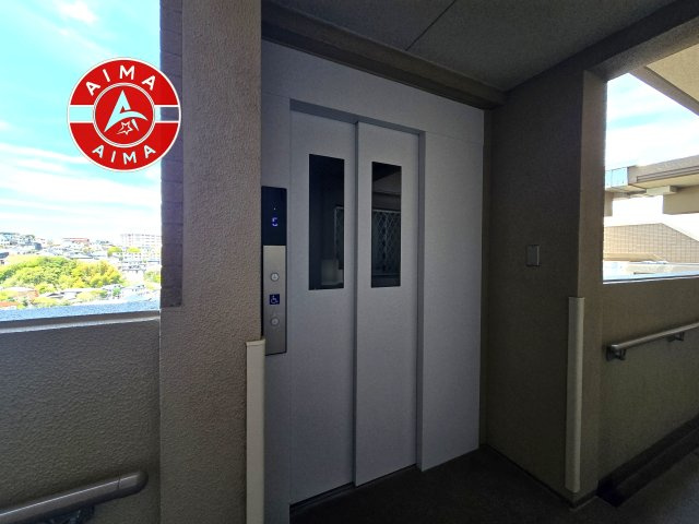 コアマンション和白丘ネクステージA棟のその他共用部分|エレベーターがあり、小さなお子様連れや重い荷物の際も安心です。