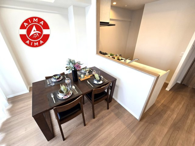 コアマンション和白丘ネクステージA棟の内観：施工例|キッチンから立ち込める香りが今日の料理を期待させます。