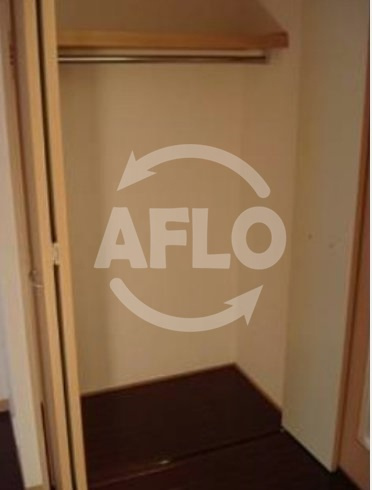 サムティ難波Wied（サムティナンバウィード）の収納|サムティ難波Wied　クローゼット