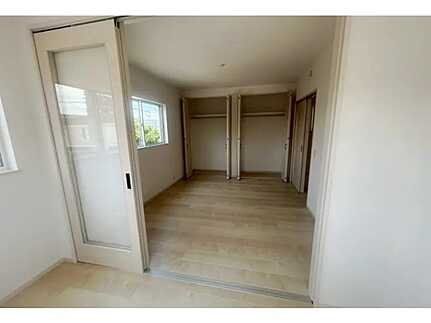 安芸郡坂町坂東１丁目の洋室