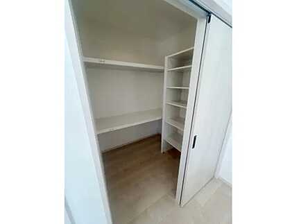 安芸郡坂町坂東１丁目の収納