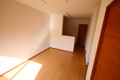 【居間・リビング】 | ＣＬＡＩＲ咲 Ｃ | リビング内観