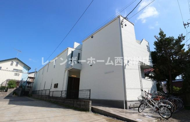 千葉市花見川区検見川町３丁目のアパート