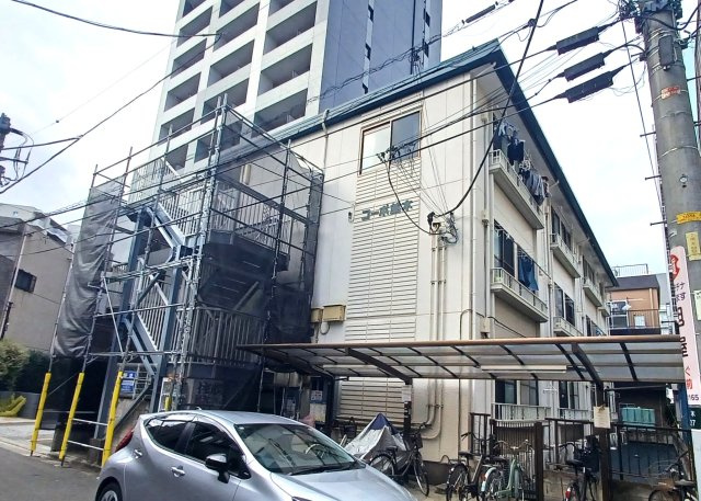 コーポ並木の外観