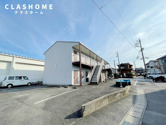 アメニティ八幡　　刈谷市近郊の賃貸はクラスホーム刈谷店の駐車場