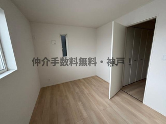【洋室】 | 神戸市垂水区清水が丘1丁目　新築戸建1号棟　仲介手数料無料！ | ゆったりした洋室です