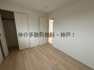 【洋室】 | 神戸市垂水区清水が丘1丁目　新築戸建1号棟　仲介手数料無料！ | ゆったりした洋室です