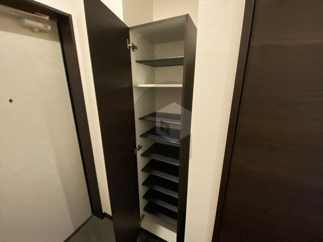 ラージヒル長瀬EASTの収納