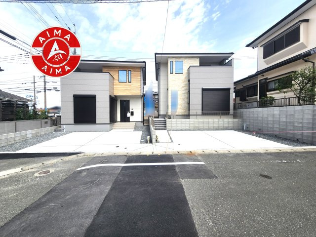 春日市白水ヶ丘2丁目第2-2棟（2号棟）　の前面道路含む現地写真|見学の時間などお気軽にお問い合わせ下さい。
