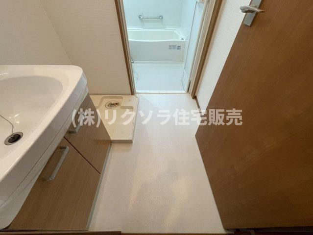 御幸東町　中古一戸建ての脱衣所|■物件内覧・資金計画相談・住宅ローン相談、リフォーム相談、お問合せ受付中■
※当日・翌日のご内覧、ご相談はお電話でのお問合せがスムーズです！