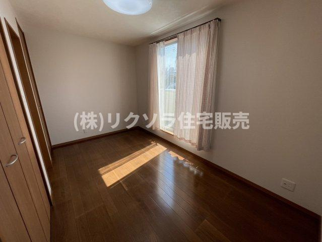 御幸東町　中古一戸建ての子供部屋|洋室6.0帖
■物件内覧・資金計画相談・住宅ローン相談、リフォーム相談、お問合せ受付中■
※当日・翌日のご内覧、ご相談はお電話でのお問合せがスムーズです！