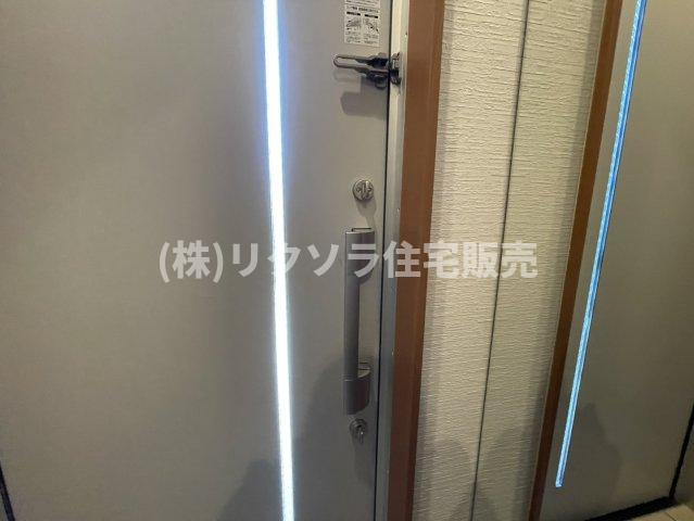 御幸東町　中古一戸建ての防犯設備|ツーシリンダー錠
■物件内覧・資金計画相談・住宅ローン相談、リフォーム相談、お問合せ受付中■
※当日・翌日のご内覧、ご相談はお電話でのお問合せがスムーズです！