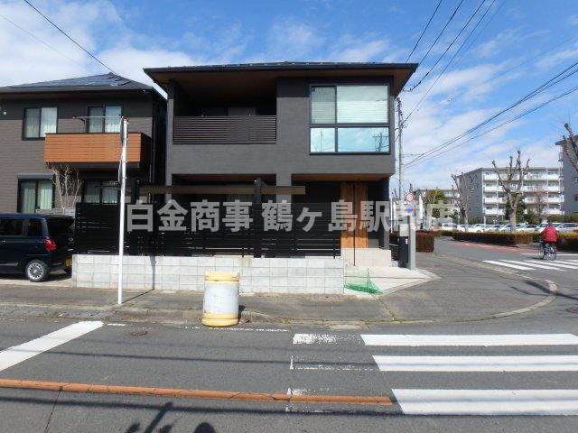 川越市川鶴中古戸建の前面道路含む現地写真