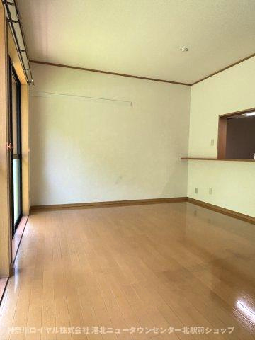 【居間・リビング】
