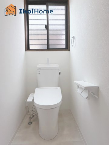 神戸市西区桜が丘中町6丁目　中古戸建のトイレ|【ホームページに現地動画掲載中】●年中無休：当日予約可●ウォシュレット、暖房便座標準装備。