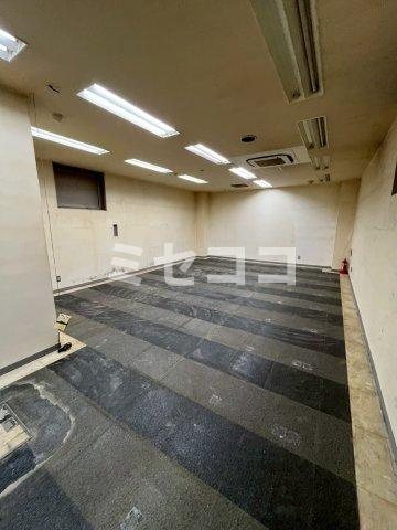 Yonezawa船場ビルの内装