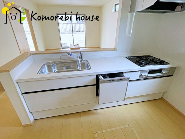 第10上尾緑丘　新築一戸建て　ハートフルタウン　Bのキッチン|きれいなキッチンです
