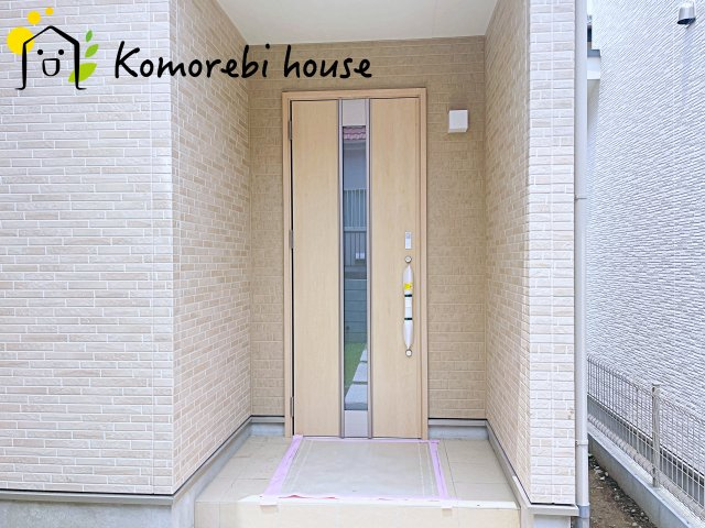 第10上尾緑丘　新築一戸建て　ハートフルタウン　Bの玄関|シンプルで使いやすい玄関です