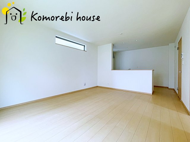 第10上尾緑丘　新築一戸建て　ハートフルタウン　Bの居間・リビング|こちらの居間で趣味の時間をお楽しみください