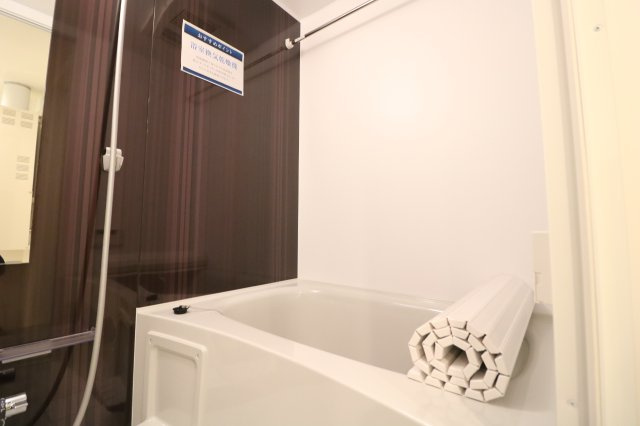 【シャワールーム】