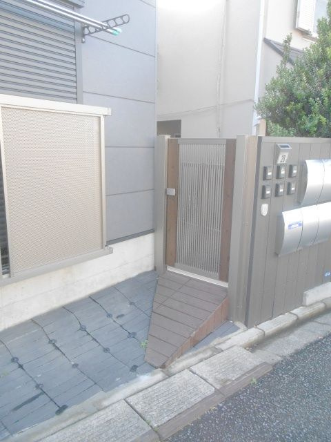 ＤＡＩＹＵ２８番館のエントランス