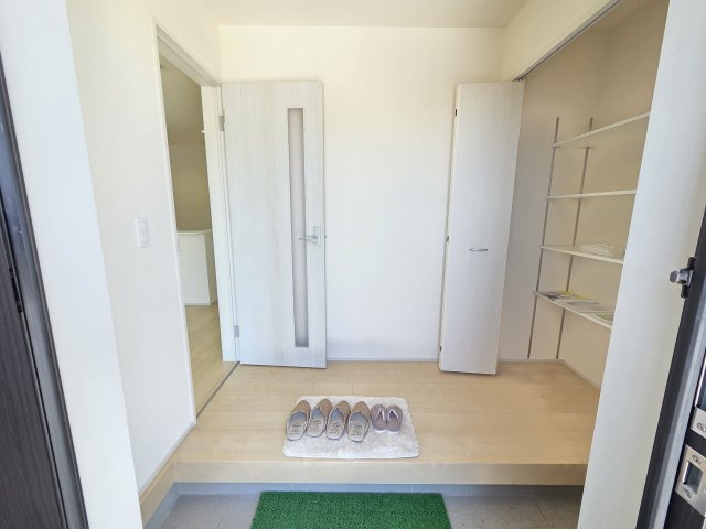 新築　伊勢崎市東小保方町第2　7号棟　Livele Garden.Sの玄関|新築　伊勢崎市東小保方町第2　7号棟　Livele Garden.S