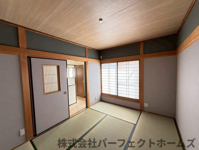 出雲町戸建の和室|明るい和室です