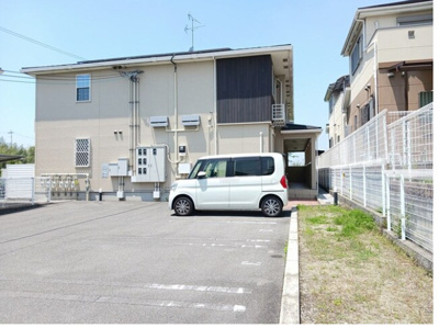 【駐車場】 | ヴィラパストラーレ