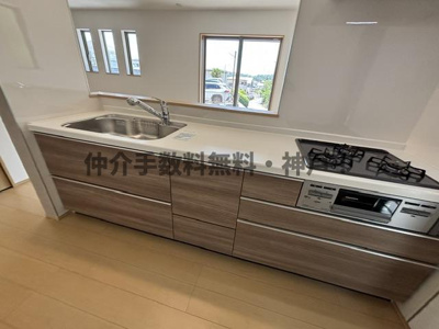 【キッチン】 | 神戸市垂水区南多聞台5丁目　新築戸建C号棟　仲介手数料無料！ | お料理しやすいキッチンです