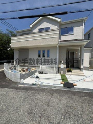 【外観】 | 神戸市垂水区南多聞台5丁目　新築戸建C号棟　仲介手数料無料！ | 建物外観を気になさる方へ、見た目の良い物件です