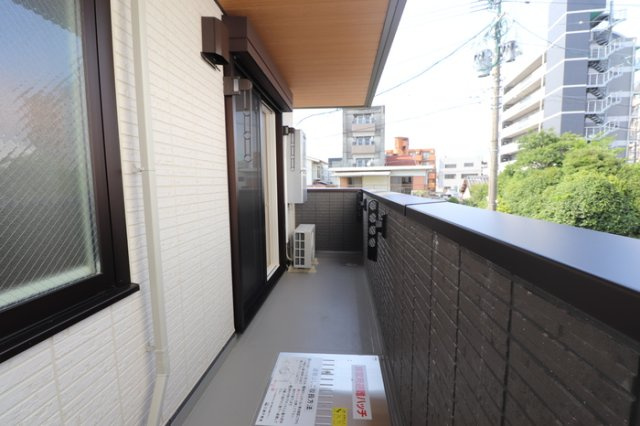 熊本市中央区水前寺５丁目のアパートのバルコニー