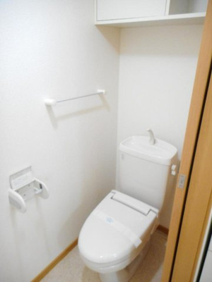 【トイレ】 | サンフレスト | 落ち着いたトイレです