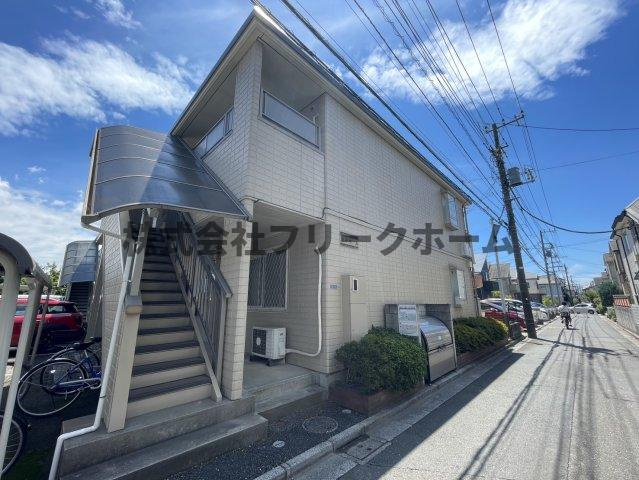 三鷹市上連雀９丁目のアパートの外観