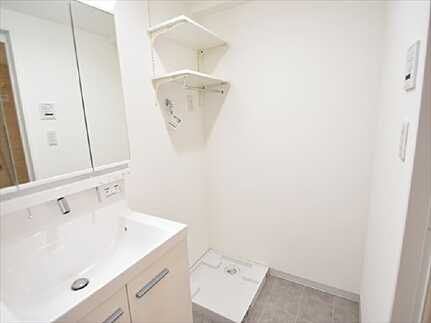 アスティア三篠の外観