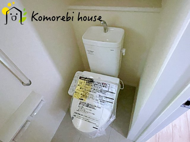 第10上尾緑丘　新築一戸建て　ハートフルタウン　Cのトイレ|清潔感のあるトイレです
