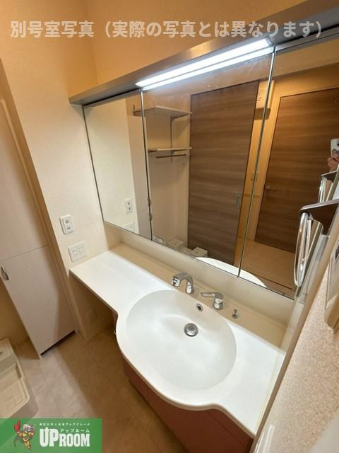 シェノアⅣの独立洗面台