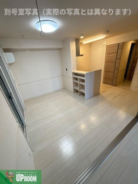 シェノアⅣの居間・リビング