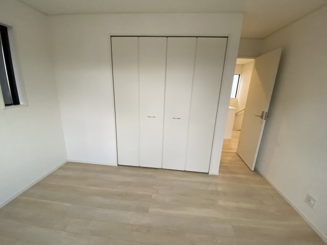 2/20価格変更♪【佐糠町第8／5号棟】　新築建売住宅　◇◆＼期間限定キャンペーン開催♪／◇◆の収納|■□■収納スペースの写真です■□■　十分な広さがあるので収納には困りませんね♪