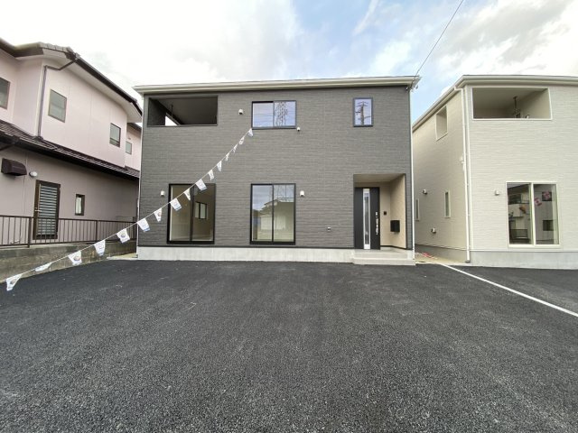 NEW【いわき市泉町４丁目　全2棟／1号棟】　■選べる最新家電！特別キャンペーン♪のその他|同施工◆外観の写真です。お洒落な新築は気分が上がりますね♪