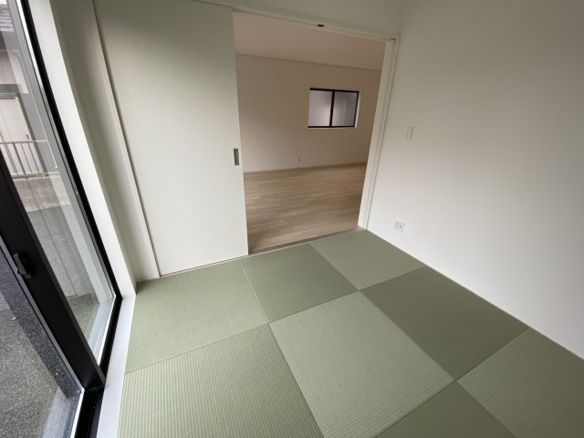 NEW【いわき市泉町４丁目　全2棟／1号棟】　■選べる最新家電！特別キャンペーン♪の和室|同施工　畳の上でゆっくりとくつろげる和室です