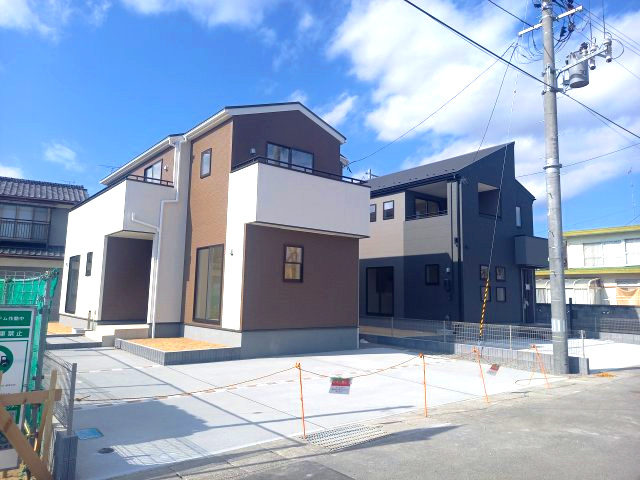 【いわき市泉玉露１丁目／2号棟】　◆◆必ずもらえる！選べる！キャンペーン実施中♪◆◆の外観|◆外観の写真です◆　
お洒落な新築は気分が上がりますね♪　新しい暮らしをお楽しみいただけます！！家に帰宅するのがより一層楽しみになります♪

