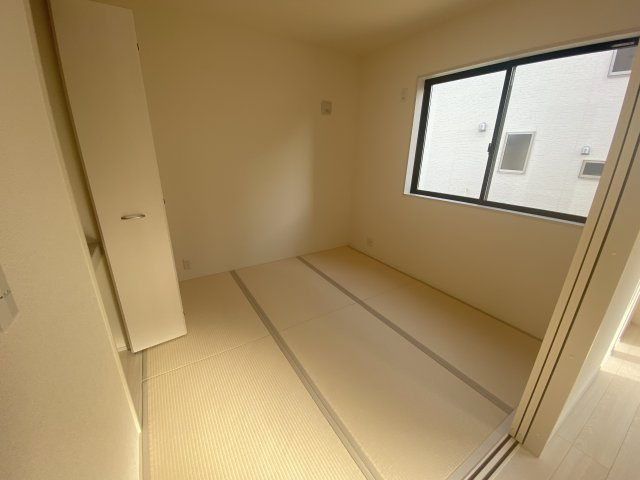 ☆新築デザイナーズ分譲　【いわき市鹿島町久保第2　全3棟】　2号棟の和室|同施工◆和室、ちょっとしたくつろぎスペースにいかがでしょうか