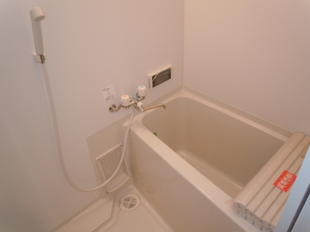 アクシス亀戸の浴室