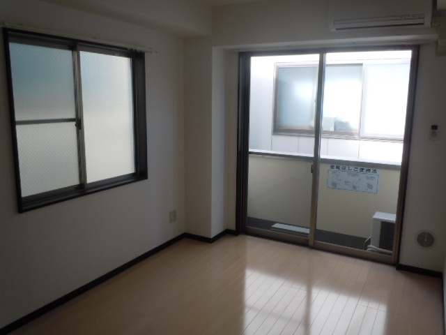 アクシス亀戸の洋室