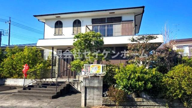 行田市持田４丁目　中古住宅（土地１０６坪超）元医療施設